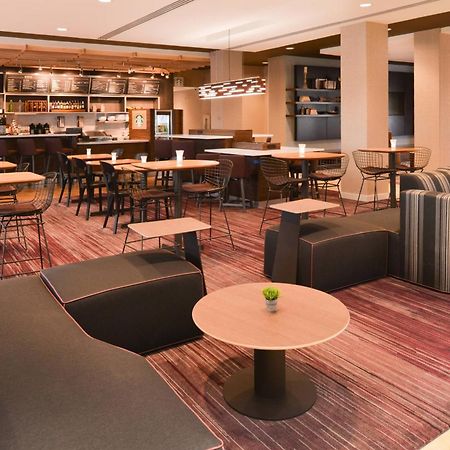 Courtyard By Marriott Toledo North Hotel Bagian luar foto