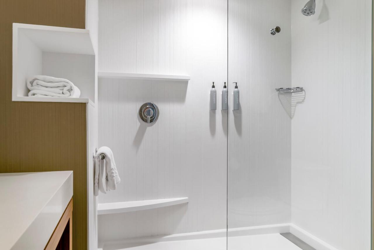 Courtyard By Marriott Toledo North Hotel Bagian luar foto